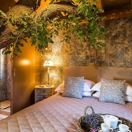 Stolidi Mou Treehouse * Atsipopoulo